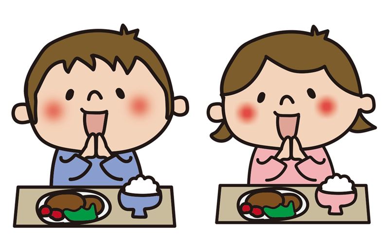 食事をする子ども